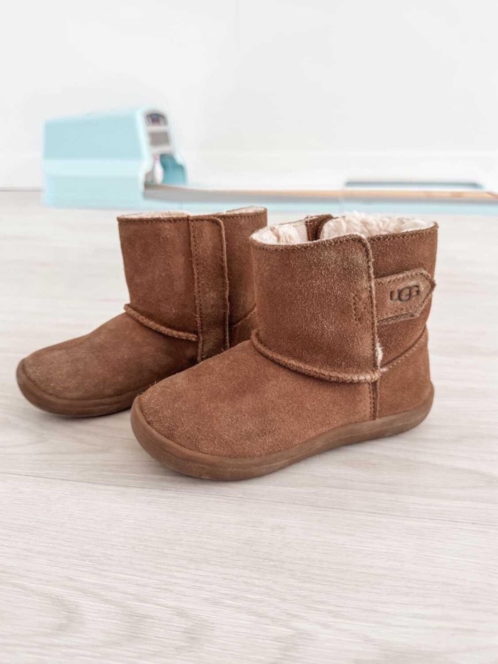 ugg toddler keenan ii boots